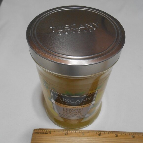 PREMIUM TUSCANY MARBLED LEMON SUGAR COOKIE CANDLE w/ ESSENTAIL OILS 18 OZS. 🎁🔥 - Picture 4 of 9